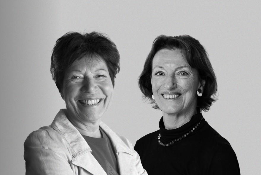 Acte d'investidura com a doctores honoris causa per la UPF de Helga Nowotny i de Maria Leptin